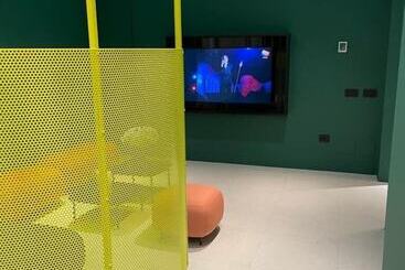 فندق Elide Design