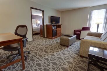 ホテル Drury Inn & Suites Overland Park