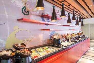 בית מלון כפרי Ibis Yogyakarta Adi Sucipto