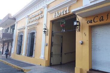 هتل La Casona De Don Jorge