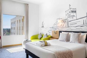 هتل Mercure Sohar