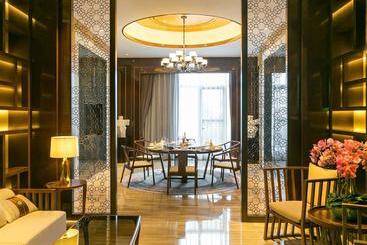 هتل Grand Mercure Zhengzhou West