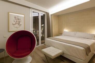 בית מלון כפרי San Gil Plaza