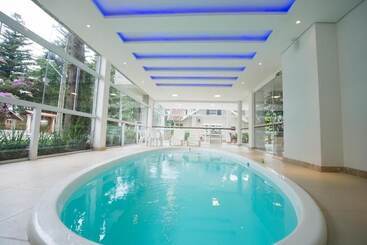 Sky Premium Hotel Gramado   ótima Localização