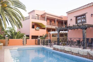 ホテル Volcano Beach