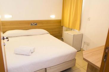 Minuano Hotel Home Próximo Ao Aeroporto