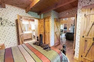 بيت ريفى Always Misbehavin