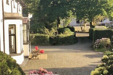 Bed and Breakfast G83 7ab