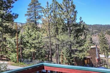 茅舍 Buffalo Crossing