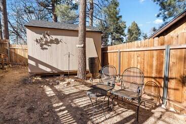 茅舍 Dream Street Escape