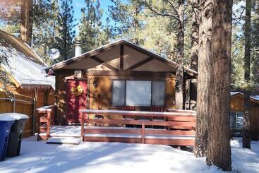 茅舍 Ponderosa Hill Cabin