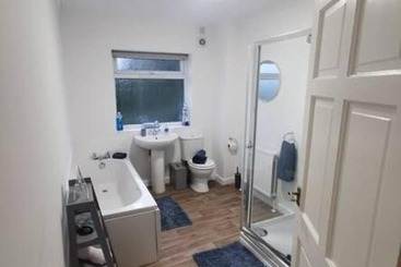 Резиденция Charming 2 Bed House In Swansea