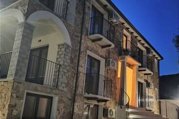 إقامة Suite Apartments I4mori Porto Pino