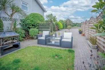 Rose Cottage 3 Bed Cottage New Hedges Tenby