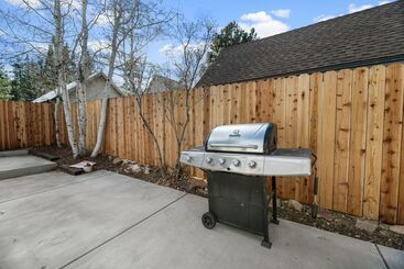 茅舍 Vivienda De Osos