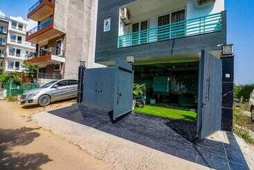 Fabhotel Kiara The Private Suites