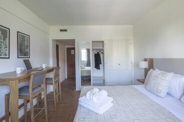 هتل El Misti Coliving Obelisco