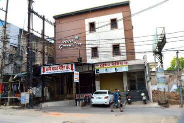 בית מלון כפרי Green Tree