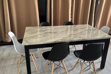 فندق Harborside Suites