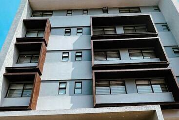 ホテル Qatar Cali