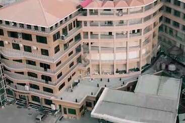 هتل Khan Continental