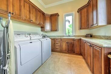 Сельский дом Luxe Wine Country Estate W/ Orchard Facing Balcony