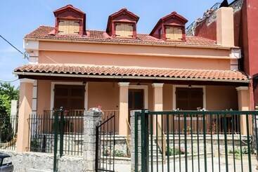 레지던스 Beautiful 8 Bed House In Corfu