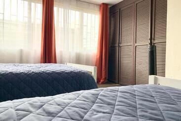 تختخواب و صبحانه Cata Bed Breakfast