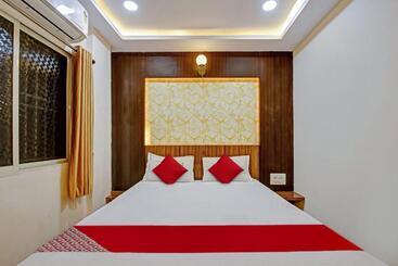 Oyo Flagship Hotel Ashoka Grand