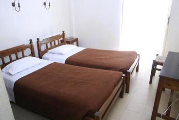 Aparthotel Iliahtides