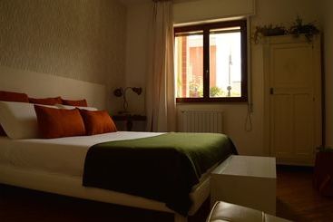 住宿加早餐  Edoné