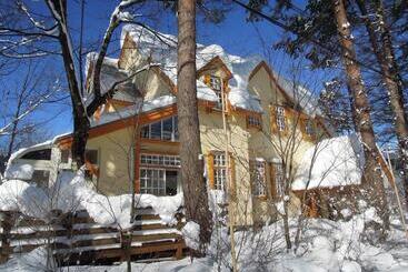 Bed and Breakfast Happy Talk