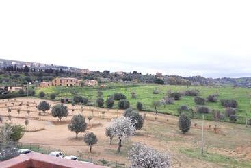 هتل Camera Con Vista