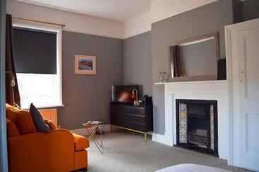 פנסיון Blakeney House