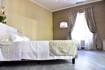 پانسیون Sylva Suites