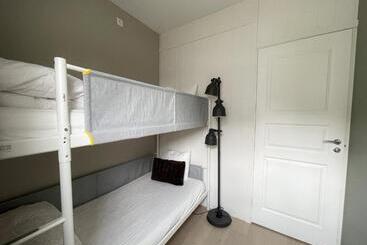 Пансион The Hedge Apartments