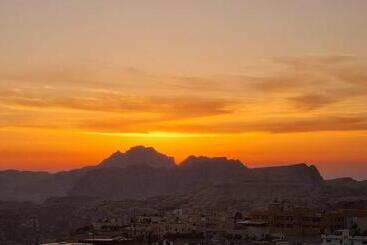 Petra Sunset Bed & Breakfast