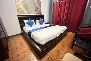 هتل Bab Al Bahrain