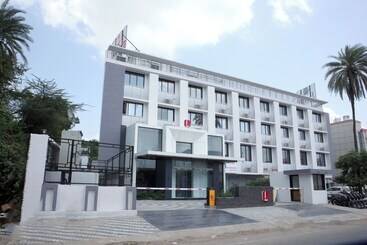 בית מלון כפרי Lords Eco Inn, Ambaji