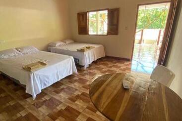 پانسیون Hostal Las 3 J