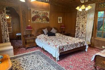 酒店 Harmukh Houseboat By Stay Pattern