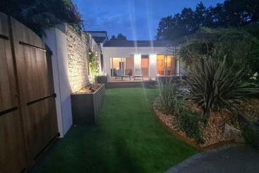 تختخواب و صبحانه Chambre D Hôtes Au Chant Du Chardonneret