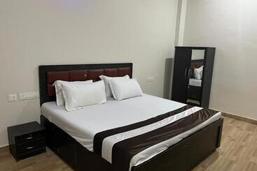 Отель Treebo Om Shree Banaras