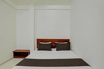 Collection O Hotel Aditya Inn