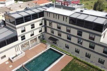 בית מלון כפרי Grand Müdüroğlu