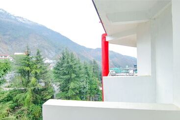 호텔 Him Holiday Ventures