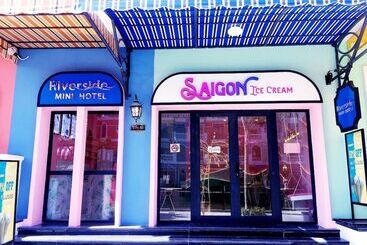 Riverside Mini Hotel Grand World