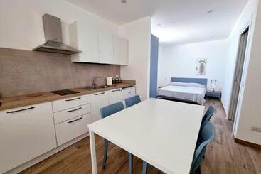 بنسيون La Casa Di Enzo