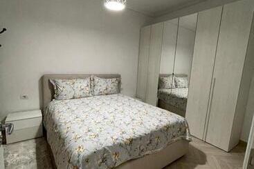 فندق صغير Rian Guest House