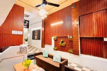 酒店 Pallav Guest House